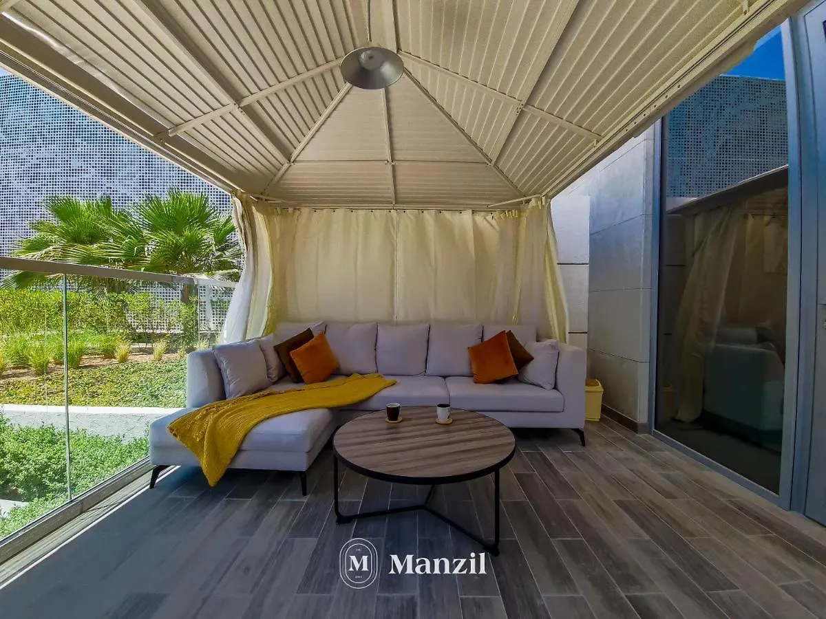 Stylish Waterfront 1 Bedroom W Pvt Beach Near Downtown Dubai 0*,  United Arab Emirates